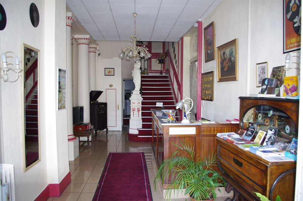 Hotel De La Paix Лимож Экстерьер фото